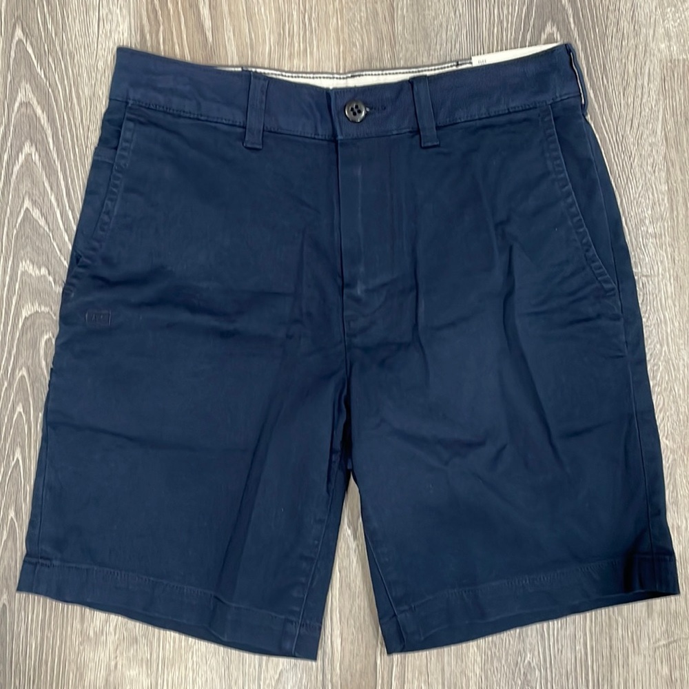 NWT Men’s American Eagle shorts